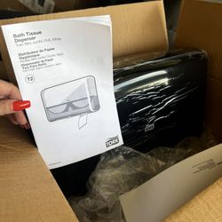 Bath Tissue Dispenser