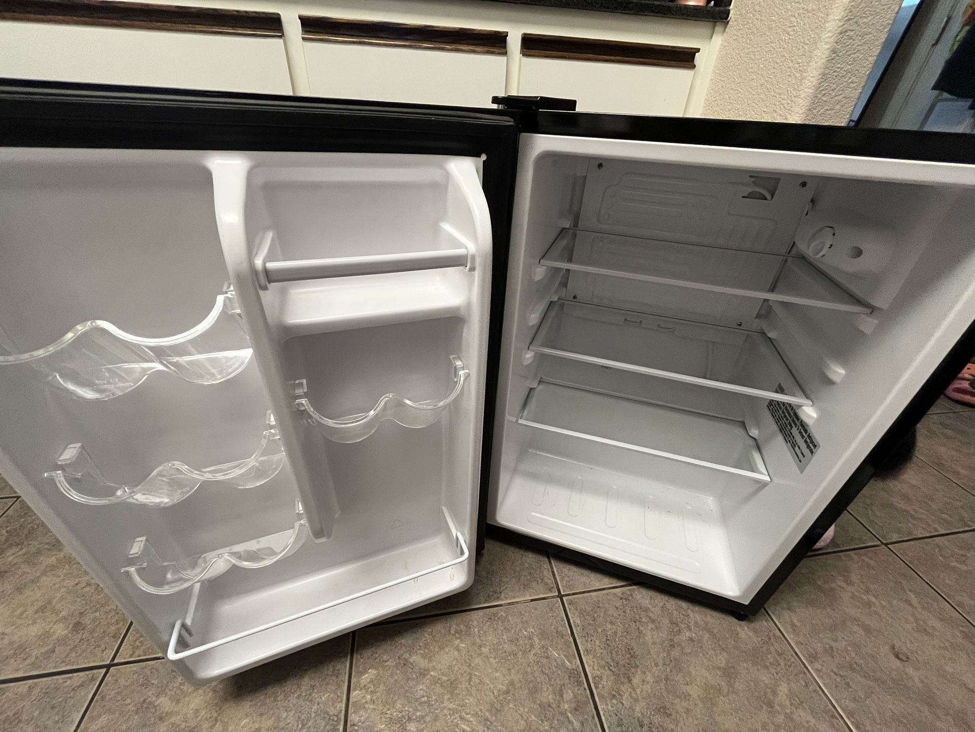 Insignia Mini Fridge