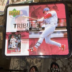 Tribute to McGwire lunchbox