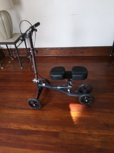 Roscope Medical 4 Wheel Scooter