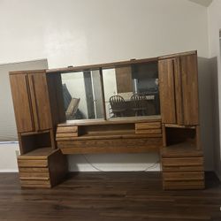 Queen Sized Headboard (want Gone ASAP Send Me Your Best Offer)
