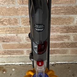 Dyson -DC40 Multi Floor Ball Vacuum Cleaner 