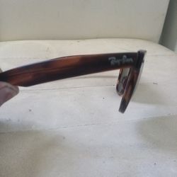 Ray-Ban Sunglasses 