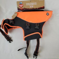 Arcadia Trail dog floatation aid $15