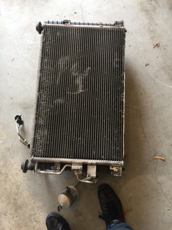 02-06 Chevy Equinox radiator