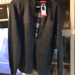 New Izod Sweater Size M