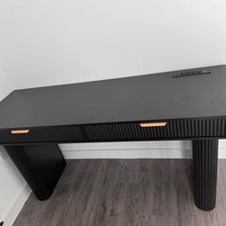 office desk with 2 drawers