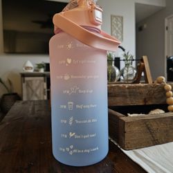 64oz Motivational Water Bottle 