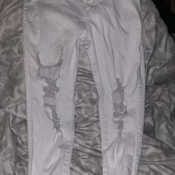 White Ripped Jeans 
