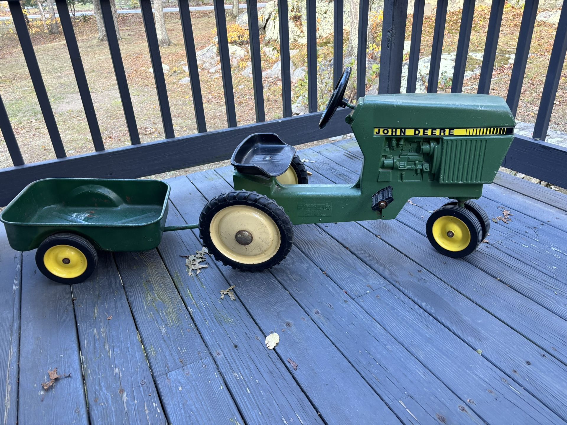 Vintage 1970s Steel ERTL John Deere Kids Pedal Car And Wagon Set