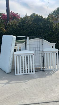 Transitional crib to toddler bed