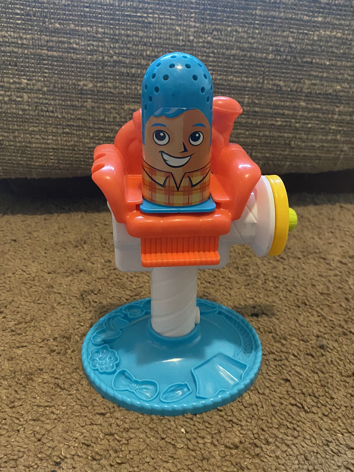 2015 Hasbro Wind Up Toy