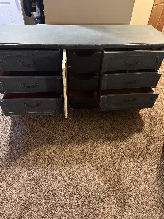 Thomasville Dresser