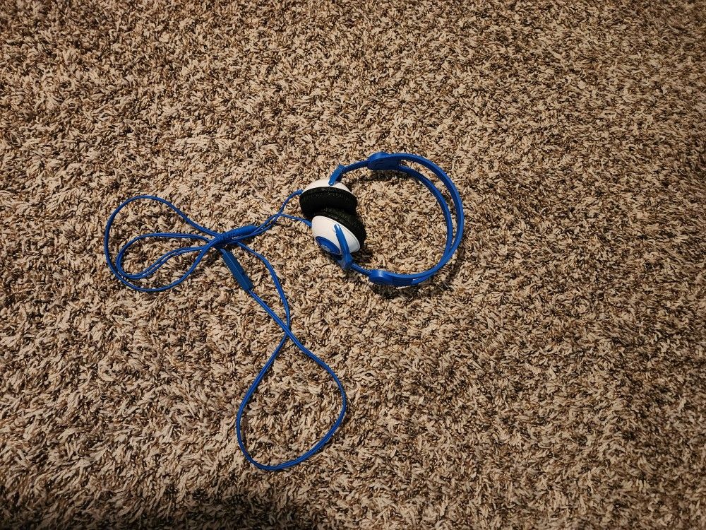 Kidz Gear Blue Wired Headphones