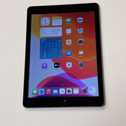 Apple iPad 6 6th Generation  9.7” 32GB Wi-Fi Tablet Space Gray