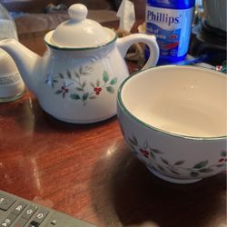 Small tea pot and cup