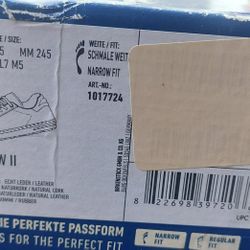 Birkenstock Bend Low II sneaker in white leather.