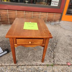 Broyhill Coffee and End Table