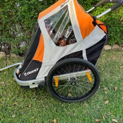 Giant Peapod Enclosed Double Bike Trailer 