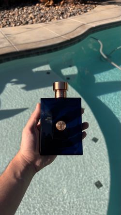 Versace Dylan Blue Pour Homme Eau de Toilette
