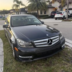 2014 Mercedes-Benz C-Class