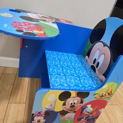 <Streamwood> Disney Mickey Mouse Chair Desk with 
