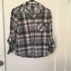 Women’s Plaid Shirt 