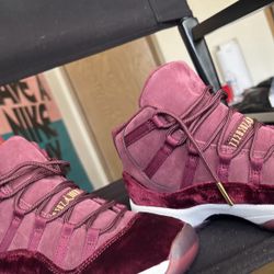 NEW Air Jordan 11 Velvet Heiress 5.5y 