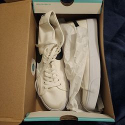 NIKE SB BLZR COURT MID
