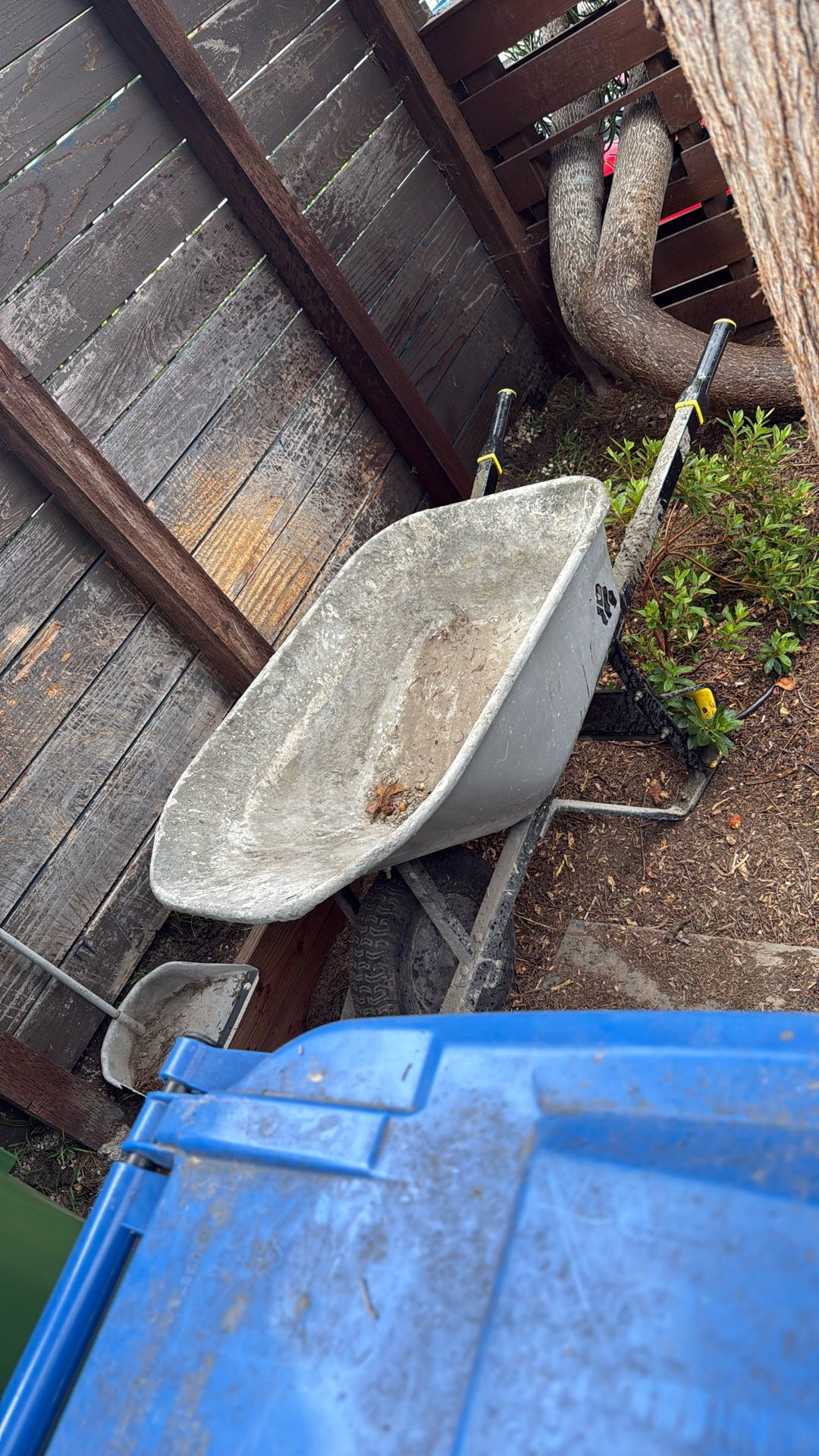 Wheelbarrow
