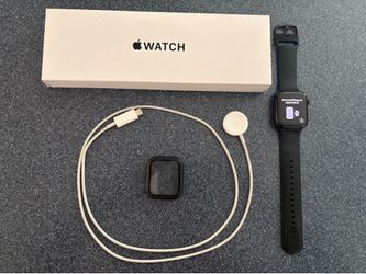 Apple Watch SE 2nd Gen 44mm Midnight