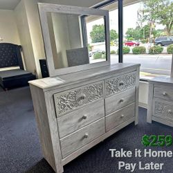 PAXBERRY DRESSER