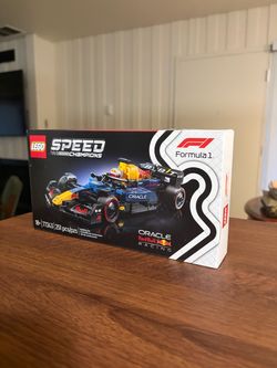 LEGO Speed Champions Oracle Red Bull Racing RB20 F1® Race Car  #77243 (NEW & SEALED)