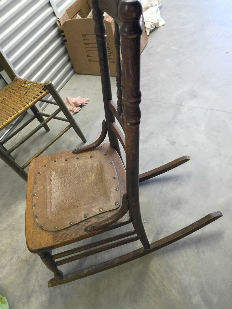Antique Rocking Chair 