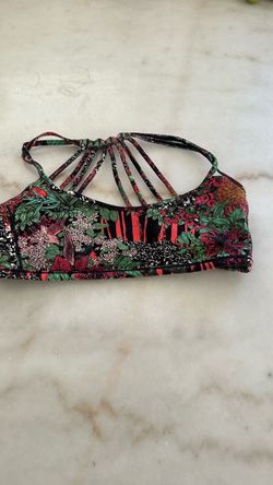 Tops. Lululemon size  M Size 6