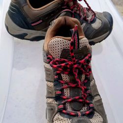 Keen Ankle High Hiking Boots