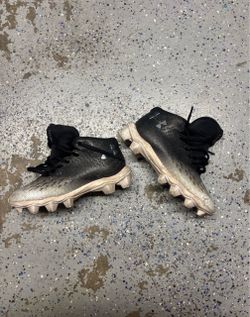 Youth Football Cleats