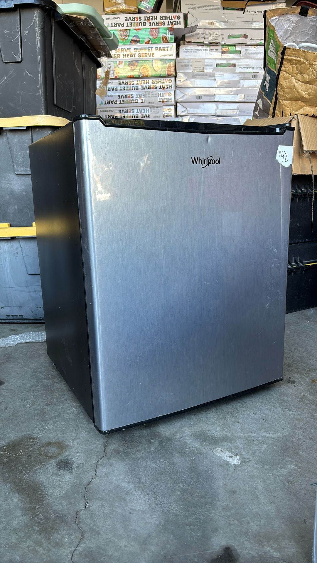 Whirlpool 2.7 Cu Ft One Door Fridge