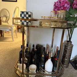 Modern Gold Bar Cart with Glass Shelves – Elegant & Functional 