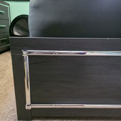 Full sized bedroom set