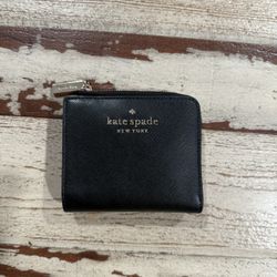 Brand New Kate Spade Wallet 