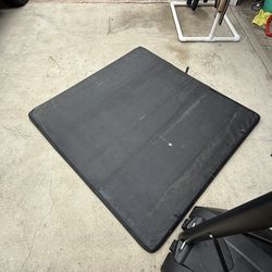 Tacoma Soft Tonneau Cover - 5.5' - Toyota (PK3B1-35G5S)