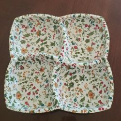 Vintage Melamine/ Hard Plastic Serving Dish- 4 Sections- Floral Pattern
