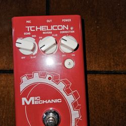 tc helicon mic mechanic pedal