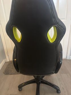 Gaming chair