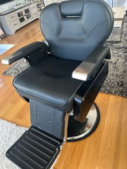 Black Salon Chair