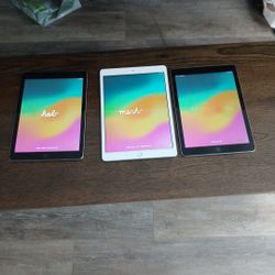 2 6th Gen Apple Ipads And 1 8th Gen Ipad