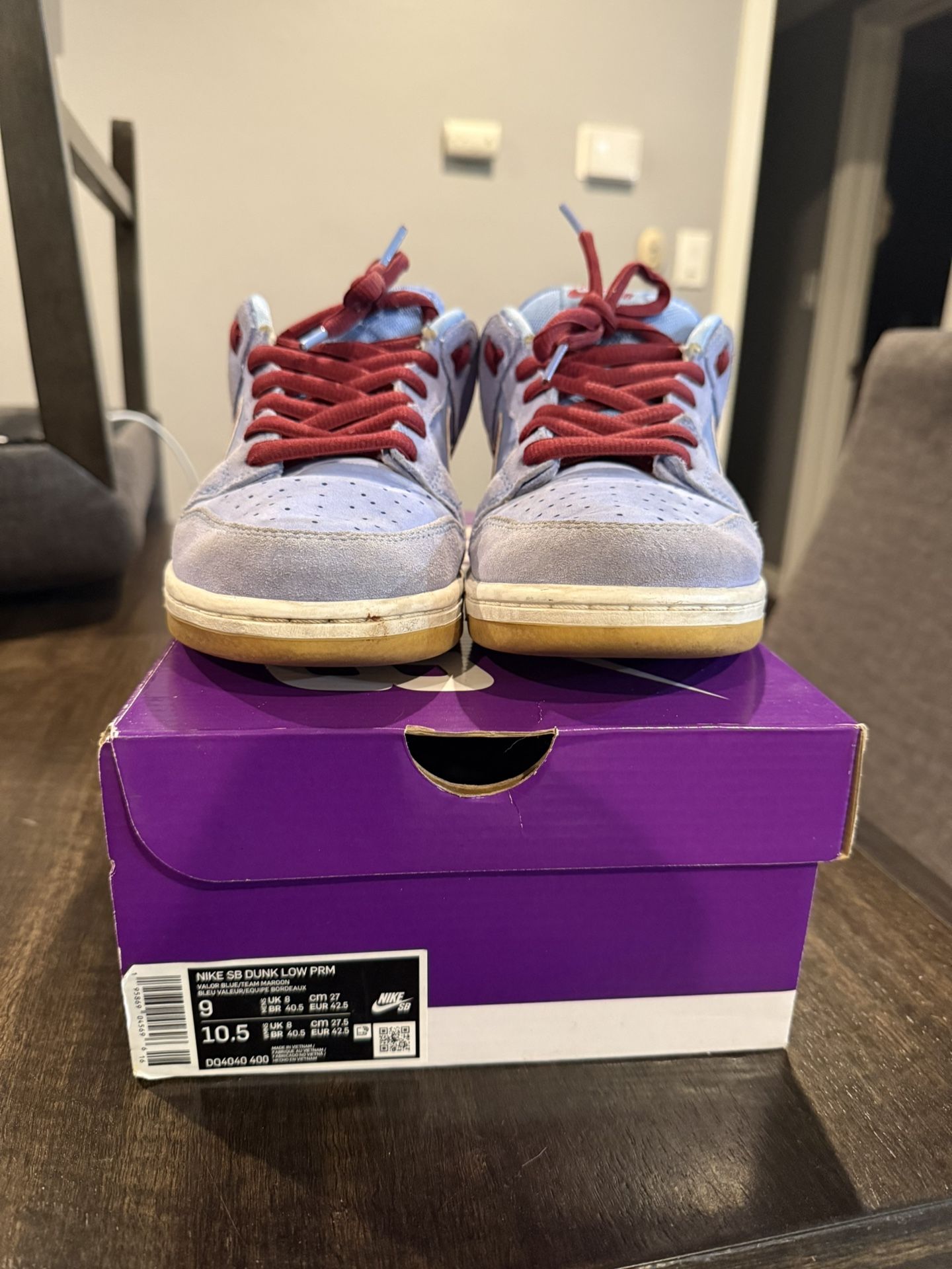 Nike SB Dunk Low - Phillies Size 9 $100
