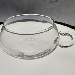 Set of (4) Vintage Riekes Crisa Moderno Glass Punch Cups 7oz.  Hand Blown Glass 70s  Great Condition. Three Sets Available.