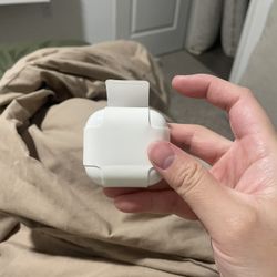 AirPods 4 